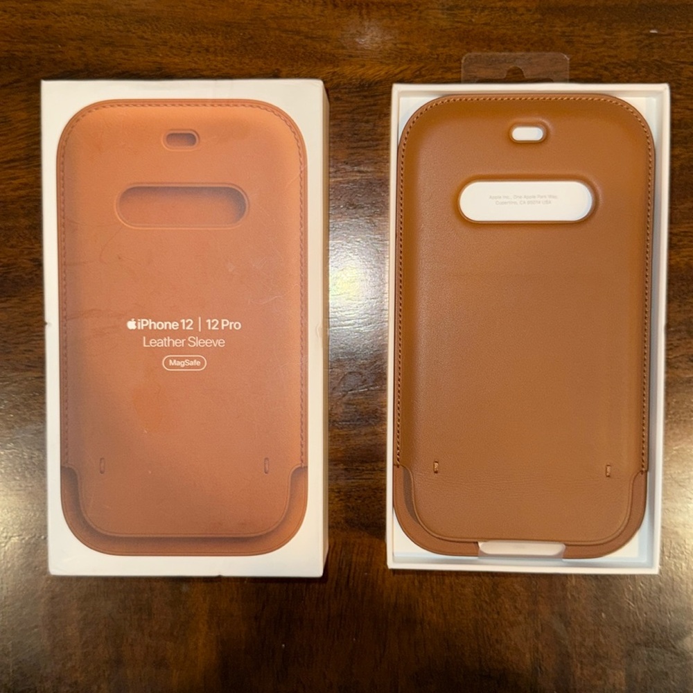 Apple IPhone 12 Pro Leather Sleeve